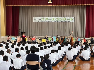芸術８