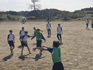 サッカー４